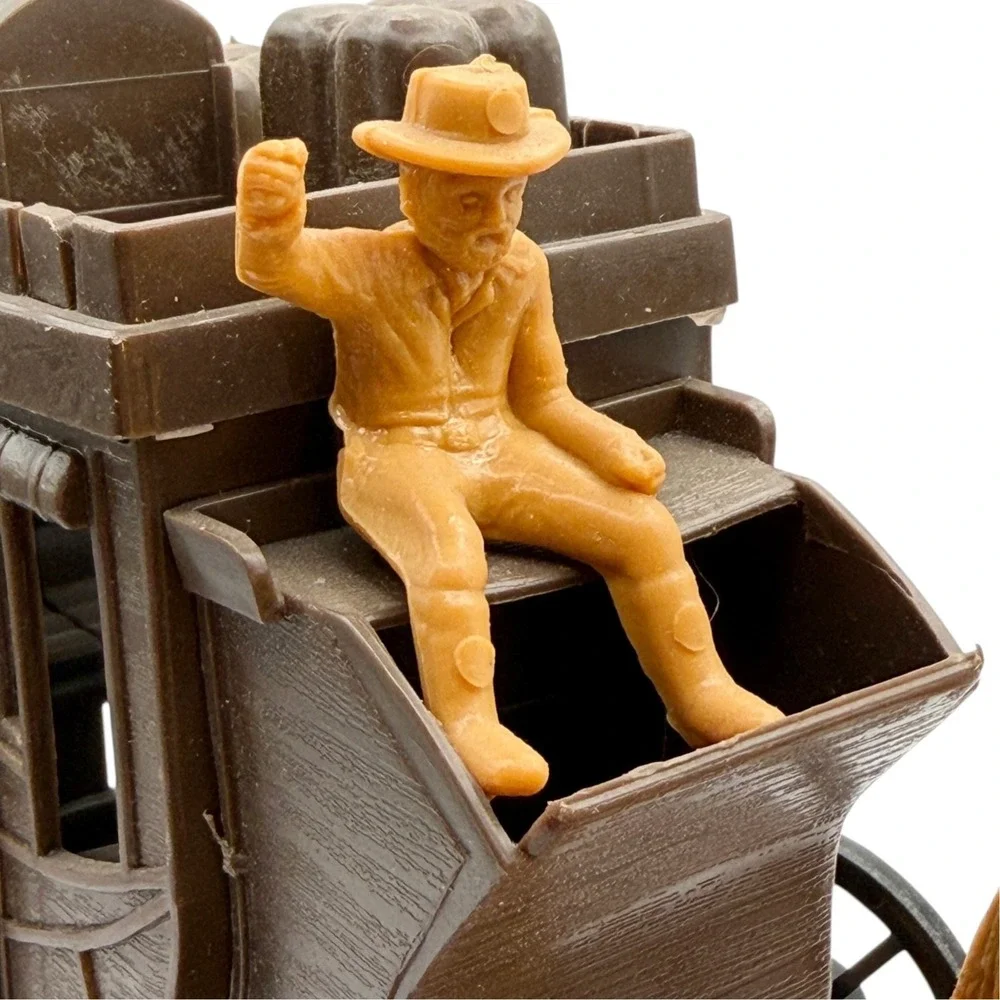 Vintage Western Stagecoach Horses Wagon Toy USA Processed Plastic Co 7665
